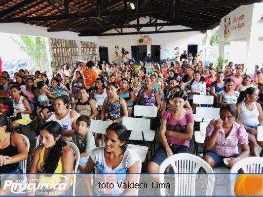Escolas Municipais de Piracuruca promovem festa do Dia das mães - Imagem 1