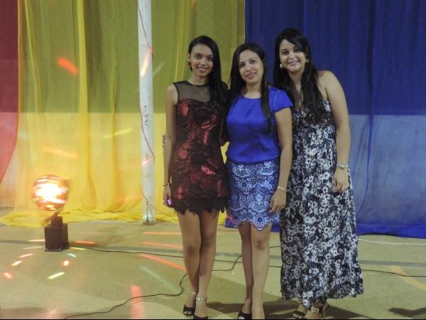 A prefeitura de Barra D’Alcântara em parceria com a Secretaria de Educação promoveu uma festa em comemoração ao dia das mães. - Imagem 8