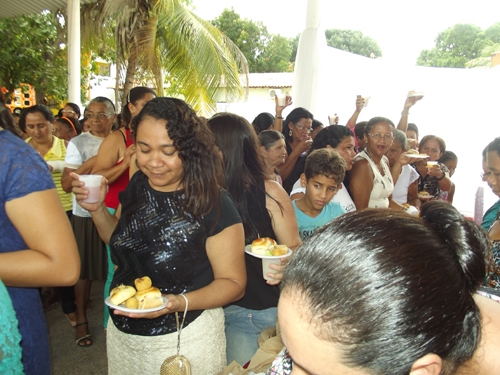 Prefeita Paula Araujo homenageou as mães brasileirenses com uma bela festa - Imagem 95