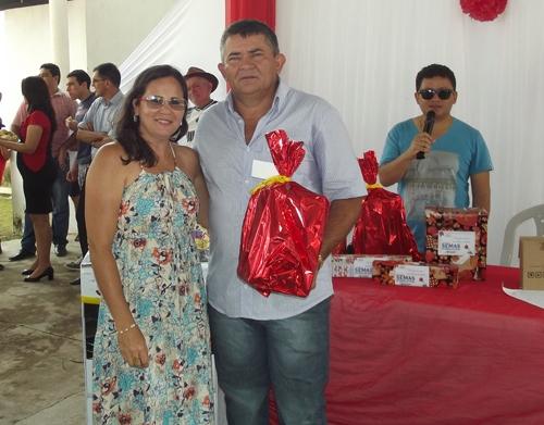 Prefeita Paula Araujo homenageou as mães brasileirenses com uma bela festa - Imagem 20