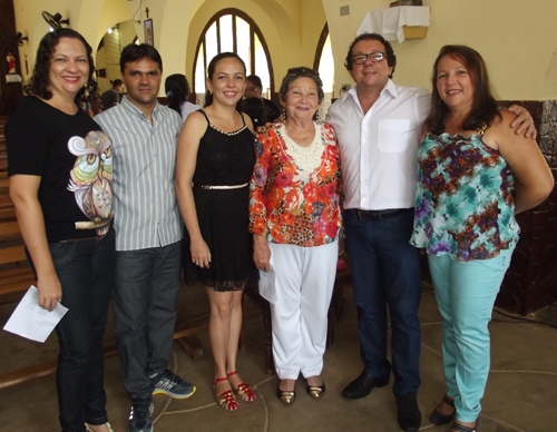 Prefeita Paula Araujo homenageou as mães brasileirenses com uma bela festa - Imagem 64