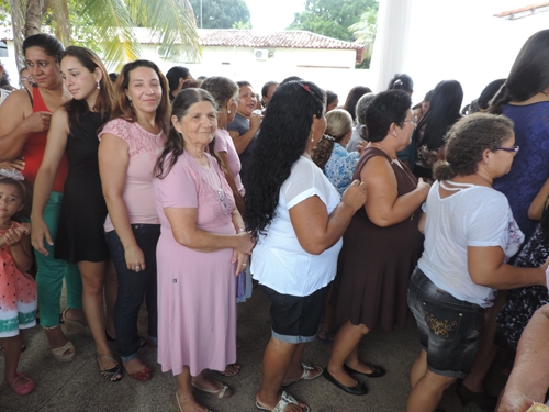 Prefeita Paula Araujo homenageou as mães brasileirenses com uma bela festa - Imagem 47