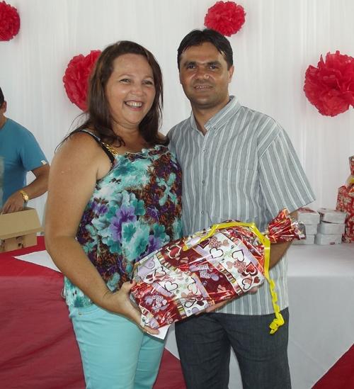 Prefeita Paula Araujo homenageou as mães brasileirenses com uma bela festa - Imagem 32