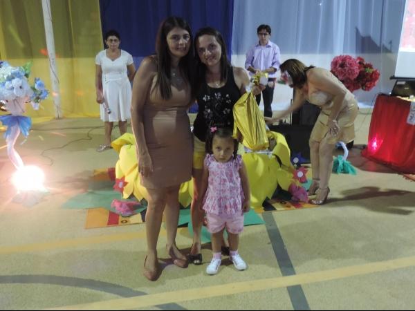 A prefeitura de Barra D’Alcântara em parceria com a Secretaria de Educação promoveu uma festa em comemoração ao dia das mães. - Imagem 32