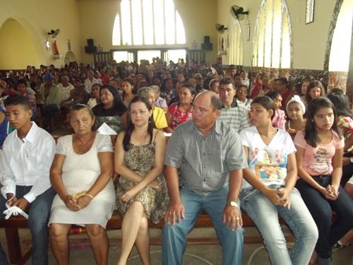 Prefeita Paula Araujo homenageou as mães brasileirenses com uma bela festa - Imagem 52