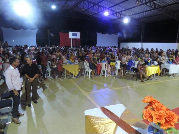 A prefeitura de Barra D’Alcântara em parceria com a Secretaria de Educação promoveu uma festa em comemoração ao dia das mães. - Imagem 22