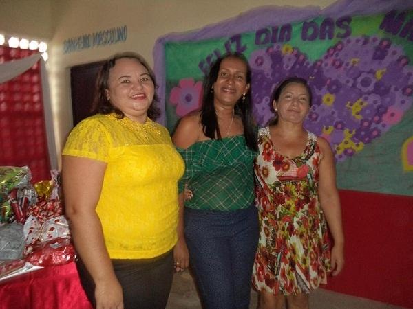 Mães de Santo Inácio do Piauí são homenageadas em comemoração à sua data   - Imagem 9