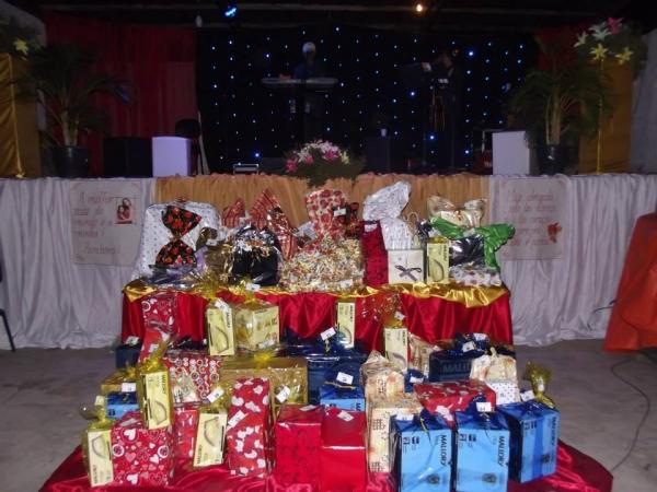 Muita alegria e emoção marcaram a festa em comemoração ao dia das Mães em Francisco Ayres - Imagem 27