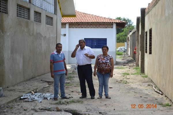 Prefeito Zé Resende visita obras acompanhado de vereadores - Imagem 31
