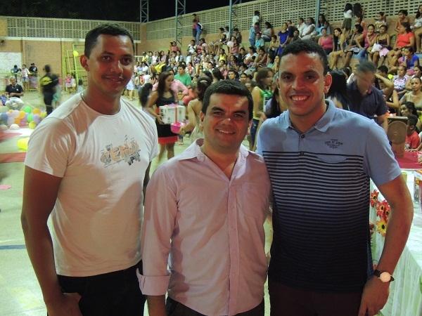 Festa das mães é marcada por alegria e emoção - Imagem 28