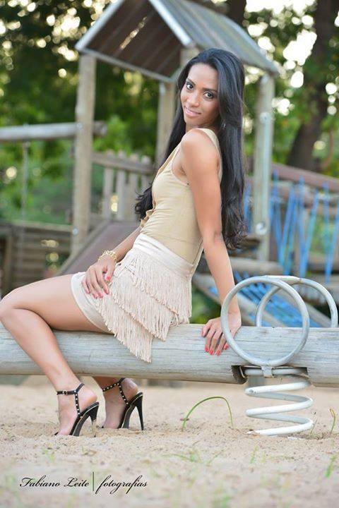  Linda e morena, Miss Francisco Ayres participa do Miss Piauí 2014 - Imagem 5