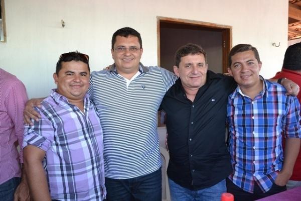 Prefeito Venicio do Participa de aniversario em Jacobina  - Imagem 36