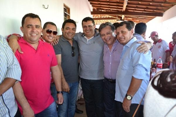 Prefeito Venicio do Participa de aniversario em Jacobina  - Imagem 20