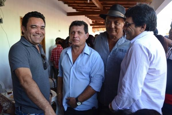 Prefeito Venicio do Participa de aniversario em Jacobina  - Imagem 19