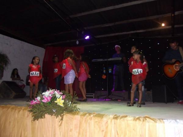 Muita alegria e emoção marcaram a festa em comemoração ao dia das Mães em Francisco Ayres - Imagem 23