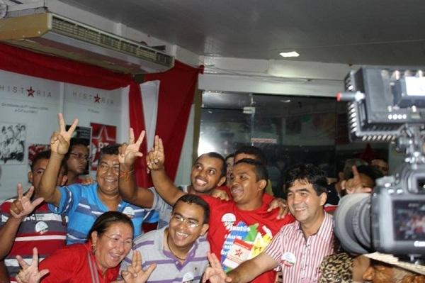 Raimundo do PT leva caravana para participar do 26º Encontro Regional do PT em Teresina - Imagem 3