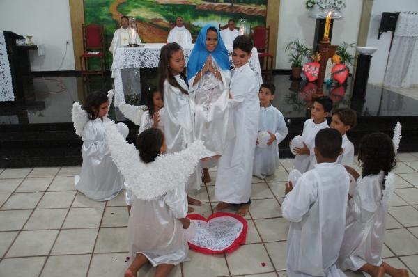 Festejo tem grande participação de fieis  - Imagem 14