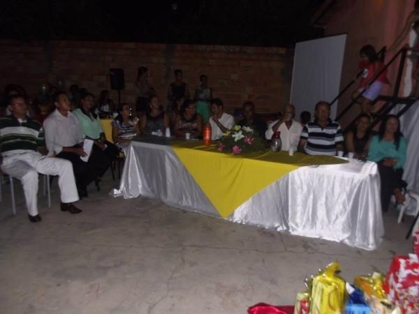 Muita alegria e emoção marcaram a festa em comemoração ao dia das Mães em Francisco Ayres - Imagem 4