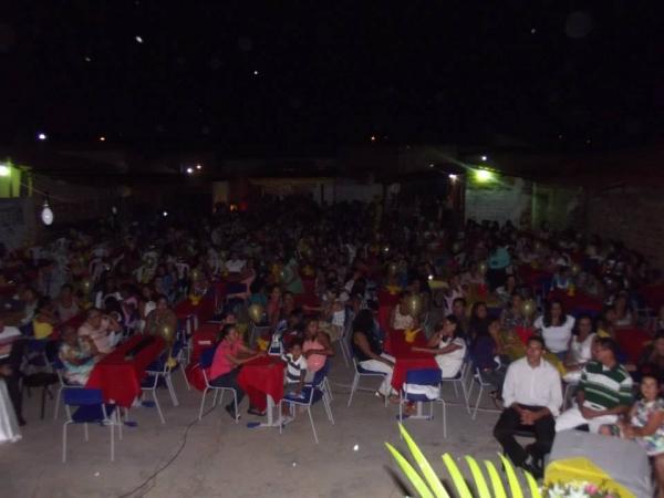 Muita alegria e emoção marcaram a festa em comemoração ao dia das Mães em Francisco Ayres - Imagem 6
