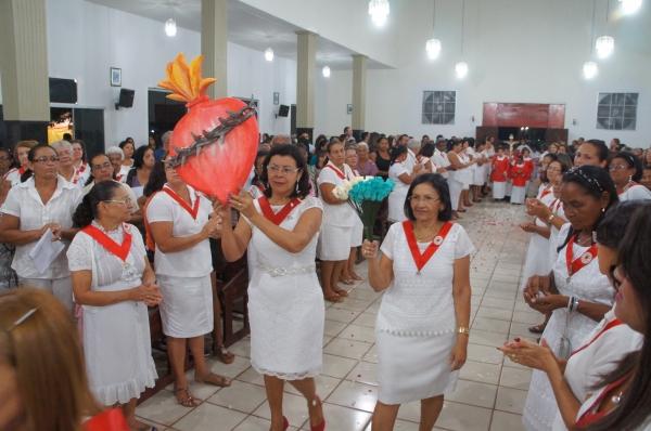 Festejo tem grande participação de fieis  - Imagem 7