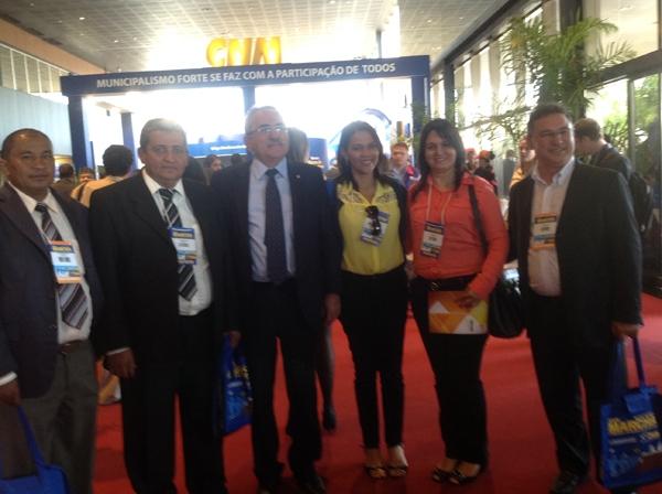 Prefeita de Brasileira participa da 17ª Marcha em Defesa dos Municipios - Imagem 1