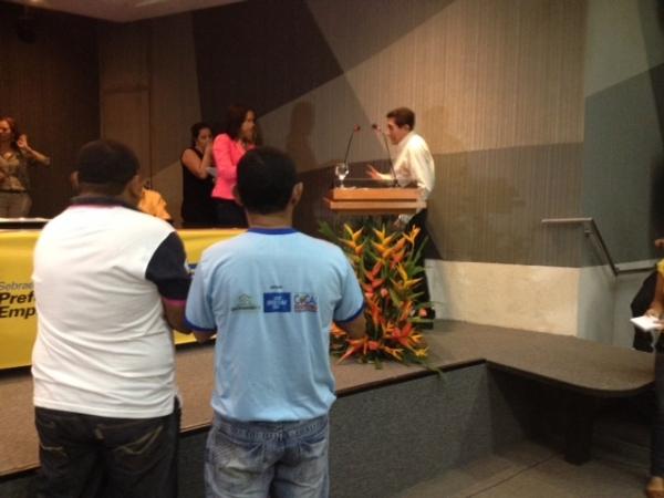 Prefeito Dr.Zé Maria Recebe Prêmio Prefeito Empreendedor do Sebrae - Imagem 4