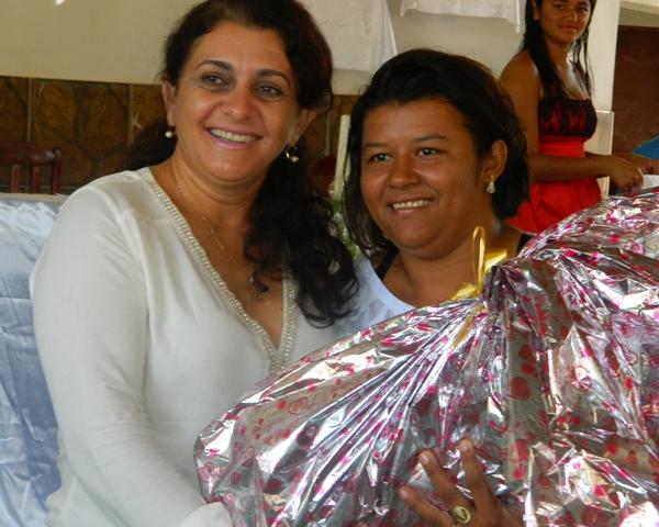 Escola Constância Rosa em Mocambinho realizou festa em homenagem ao Dia das Mães - Imagem 18