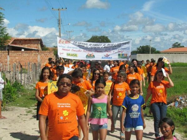 Secretaria Municipal de Assistência Social realiza campanha “Faça Bonito” 2014 - Imagem 9