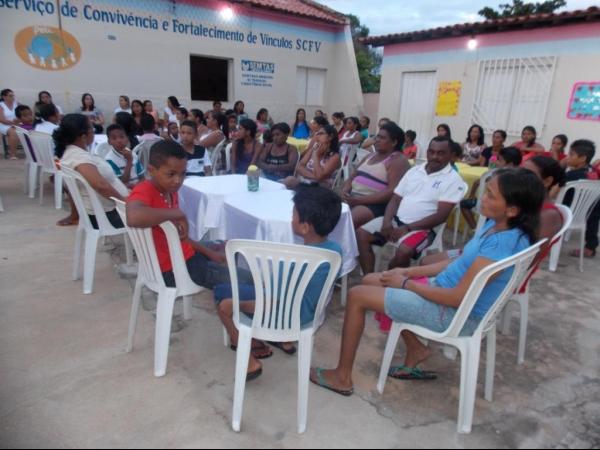 Equipe do Serviço de Convivência e Fortalecimento de Vínculos homenageia as Mães - Imagem 2