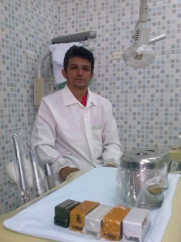 Município demite dentista que se recusou participar de evento político