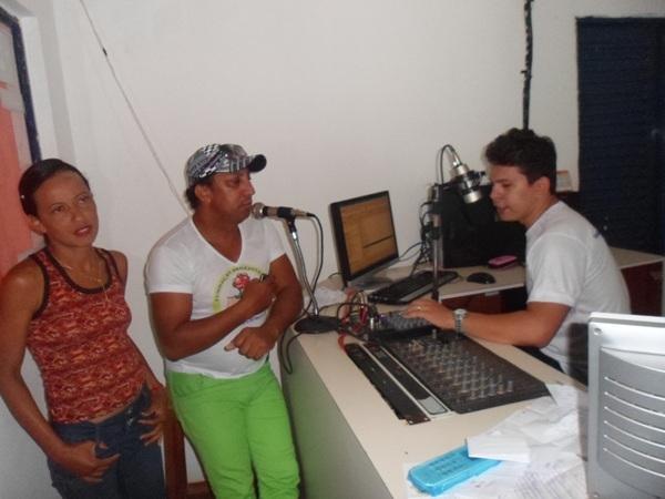 Radio Cidade Progresso faz bela homenagem às mães de Lagoa do Sitio - Imagem 9