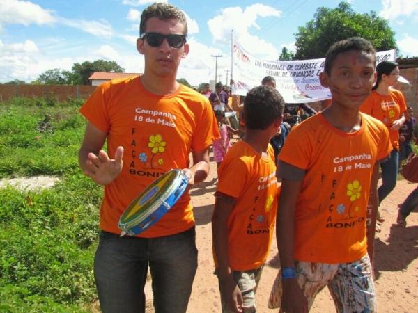 Secretaria Municipal de Assistência Social realiza campanha “Faça Bonito” 2014 - Imagem 17