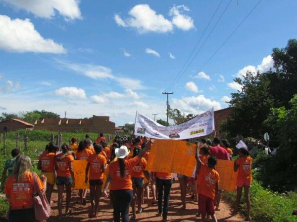 Secretaria Municipal de Assistência Social realiza campanha “Faça Bonito” 2014 - Imagem 12