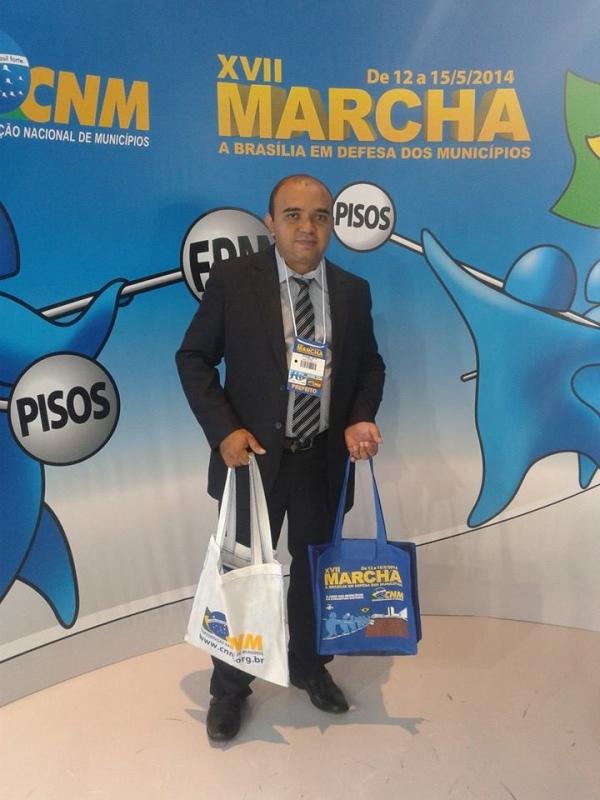 Manoel Dedé Participa da Marcha dos Prefeitos em Brasília - Imagem 1