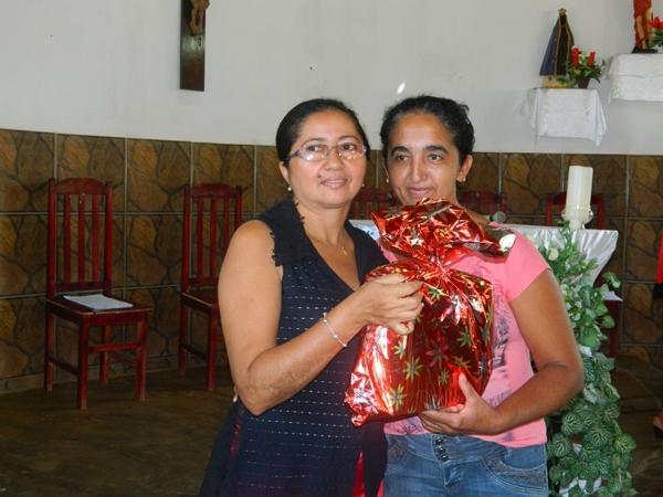 Escola Constância Rosa em Mocambinho realizou festa em homenagem ao Dia das Mães - Imagem 12