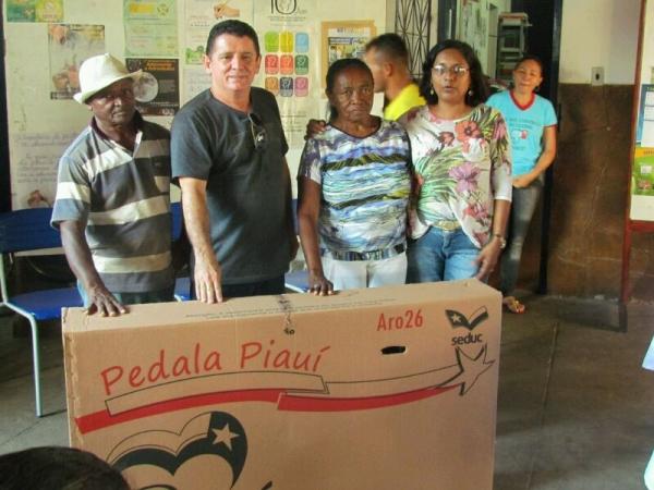 Alunos são beneficiados com o Programa “Pedala Piauí” - Imagem 1