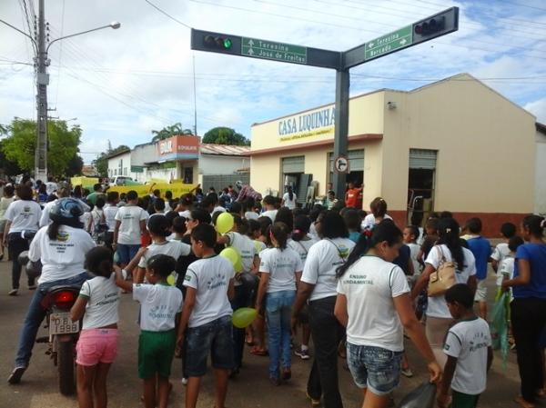 Caminhada reúne sociedade contra exploração sexual a crianças e adolescentes - Imagem 8