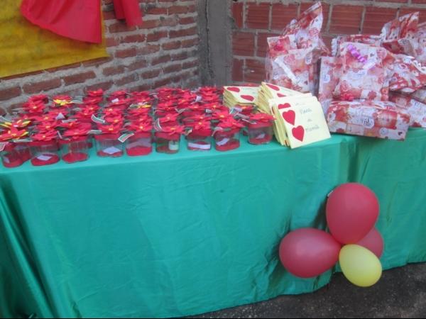 O CRAS de Cristalândia do Piauí nessa quarta-feira homenageou as mães com apresentações. - Imagem 8