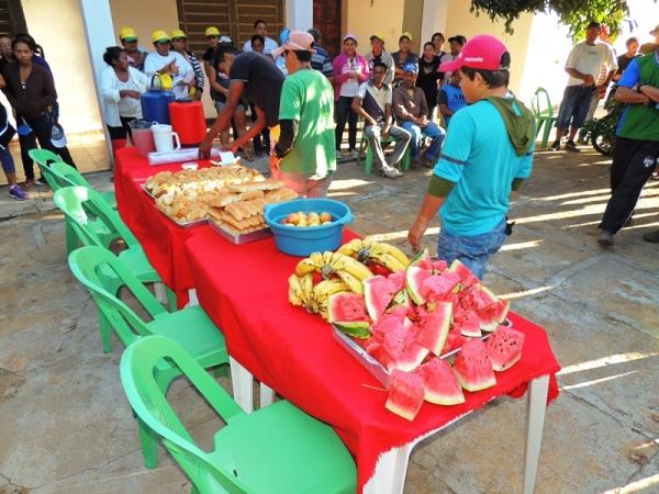 Prefeitura homenageia garis - Imagem 8