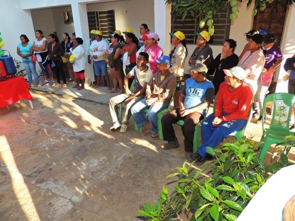 Prefeitura homenageia garis - Imagem 6