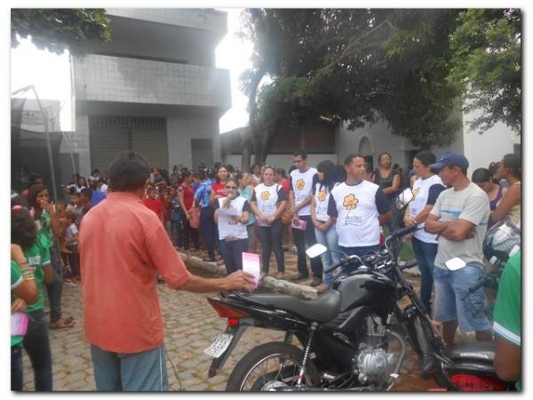 Caminhada em Prol o dia 18 de Maio, dia de Combate ao Abuso e a Exploração Sexual de Crianças e Adolescentes - Imagem 30