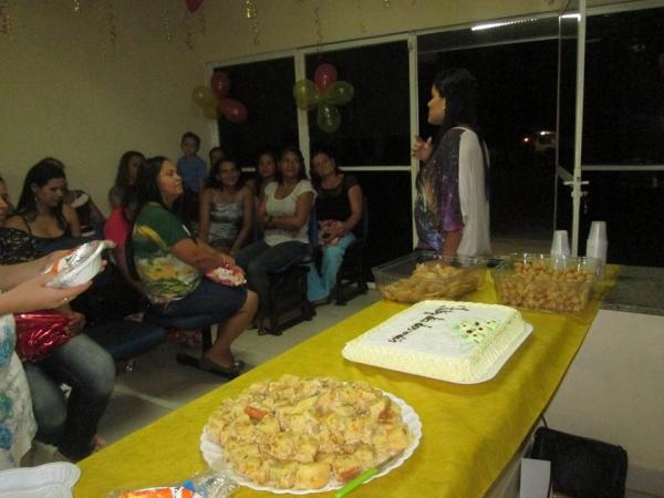 A secretaria de Saúde realizou nessa sexta homenagem as funcionárias que são mães - Imagem 17