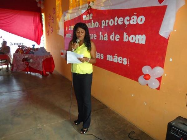 Escola Municipal 13 de Maio Homenageou as Mães pela passagem de seu Dia - Imagem 53