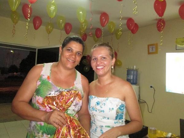 A secretaria de Saúde realizou nessa sexta homenagem as funcionárias que são mães - Imagem 15