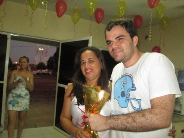 A secretaria de Saúde realizou nessa sexta homenagem as funcionárias que são mães - Imagem 5