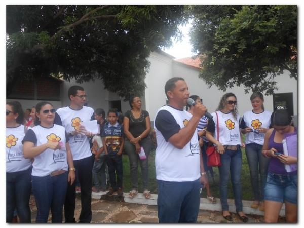 Caminhada em Prol o dia 18 de Maio, dia de Combate ao Abuso e a Exploração Sexual de Crianças e Adolescentes - Imagem 38