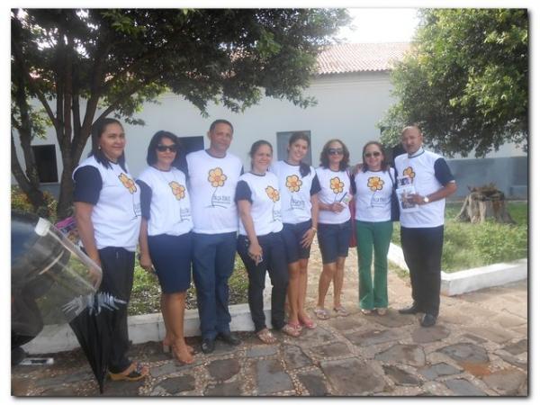 Caminhada em Prol o dia 18 de Maio, dia de Combate ao Abuso e a Exploração Sexual de Crianças e Adolescentes - Imagem 27