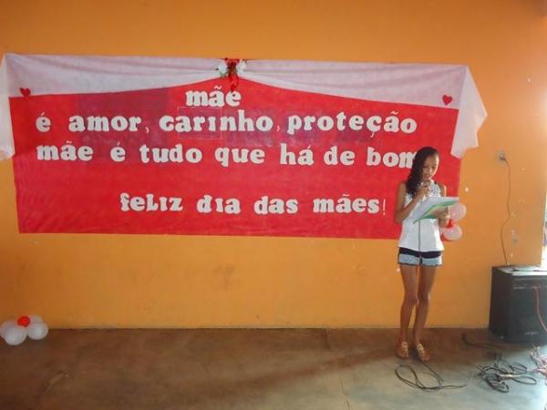 Escola Municipal 13 de Maio Homenageou as Mães pela passagem de seu Dia - Imagem 22