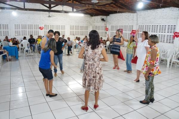 APAE realiza homenagem para as mães de alunos  - Imagem 5