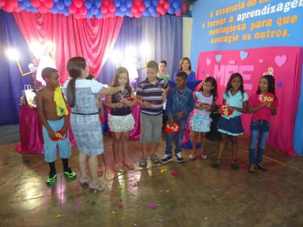 Anexo Santa Catarina realizou Festa Para as Mães - Imagem 111